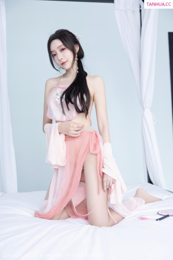 王馨瑶  [XiuRen]高清写真图 2022.12.23 No.6040 王馨瑶yanni 古装服饰第48张图片